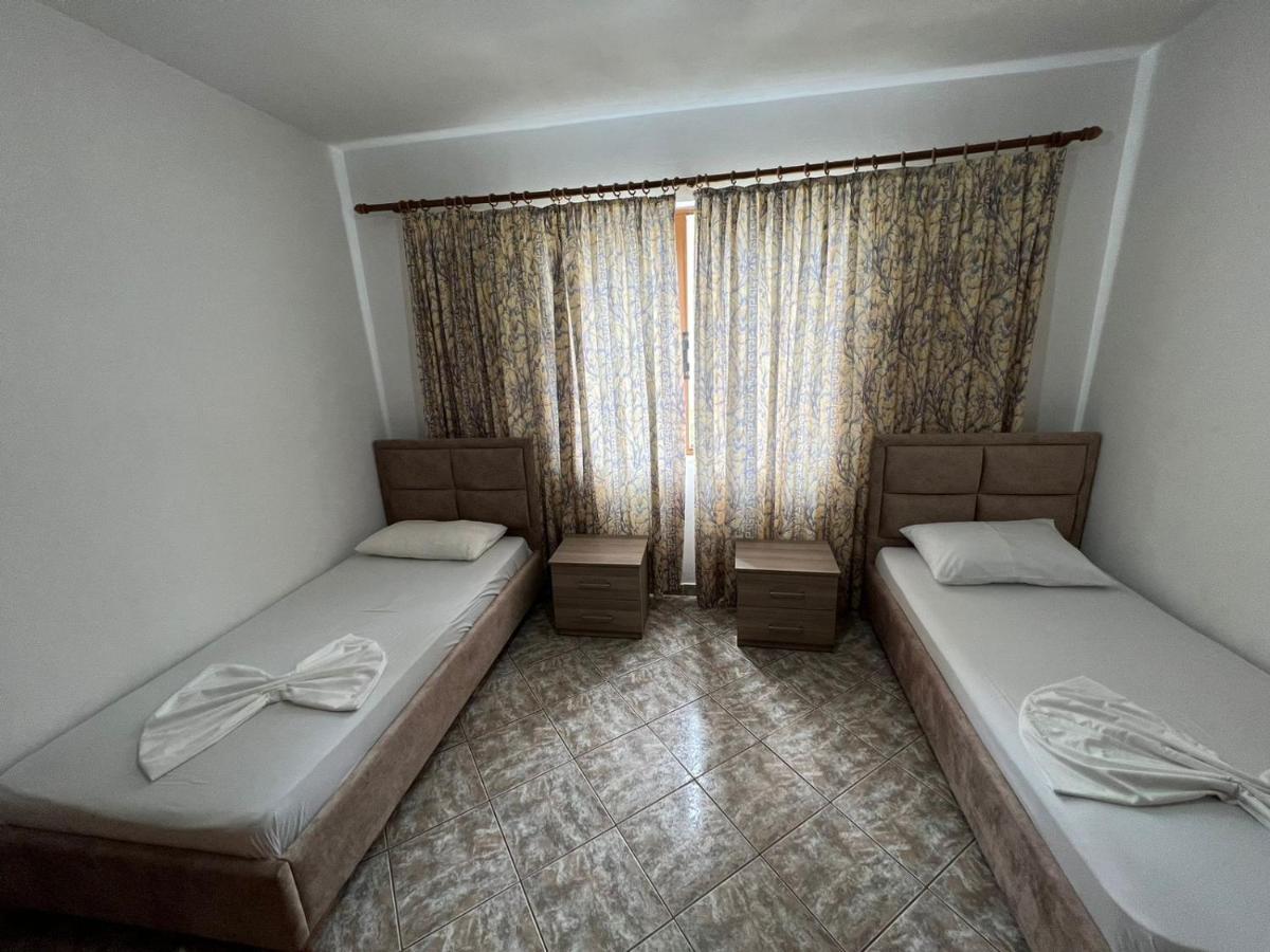 סרנדה Alex Apartments מראה חיצוני תמונה