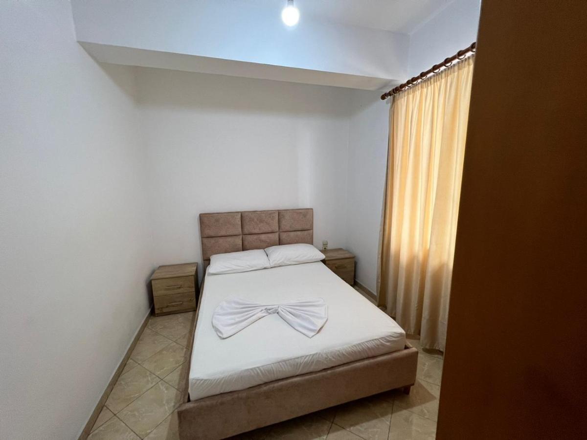סרנדה Alex Apartments מראה חיצוני תמונה