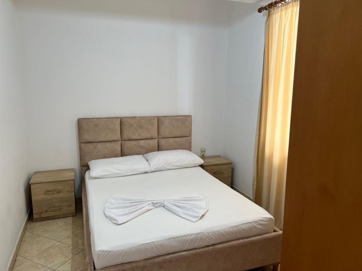 סרנדה Alex Apartments מראה חיצוני תמונה