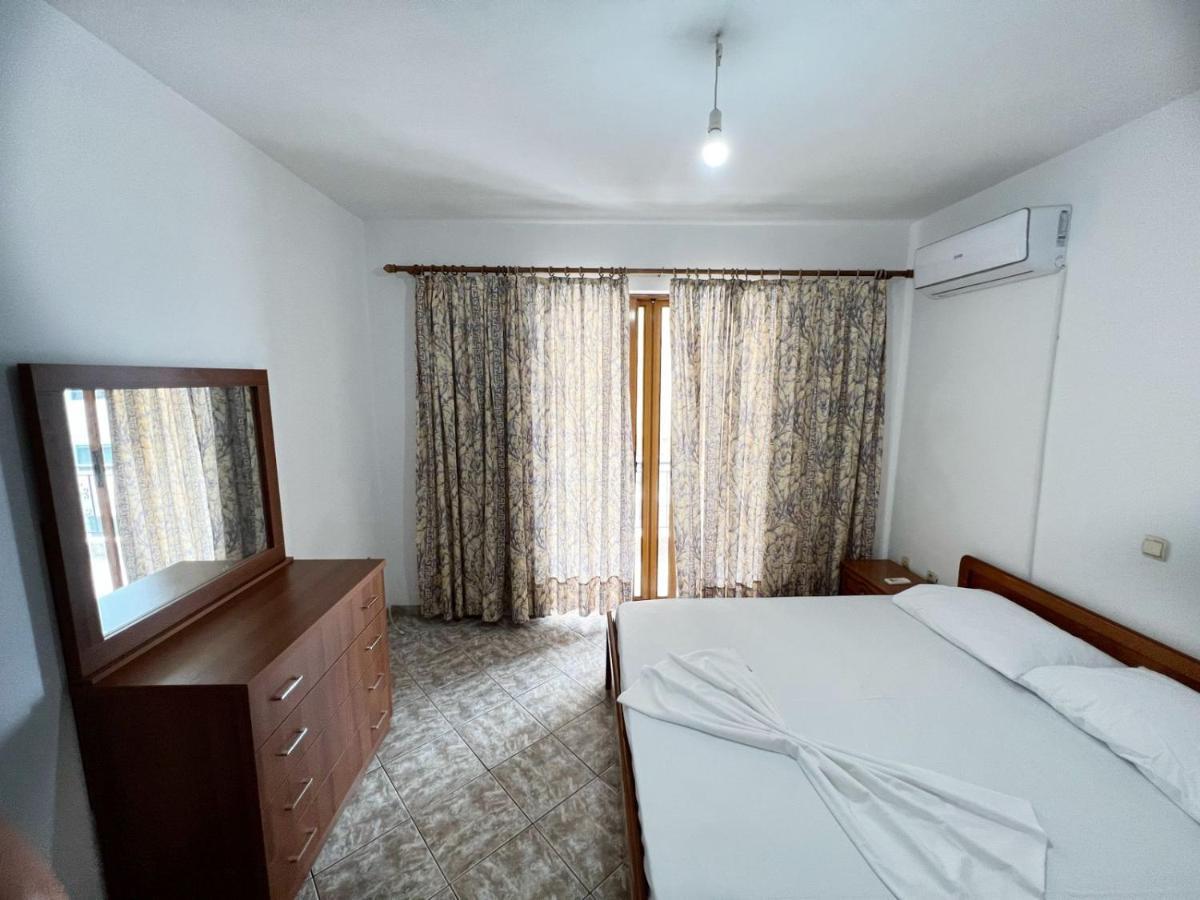 סרנדה Alex Apartments מראה חיצוני תמונה