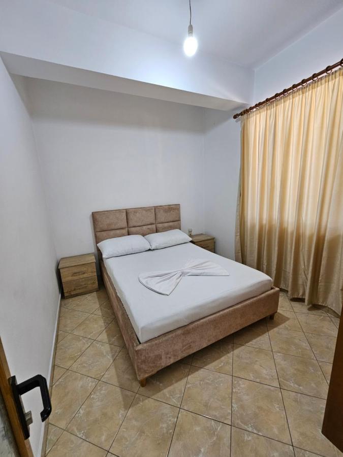 סרנדה Alex Apartments מראה חיצוני תמונה
