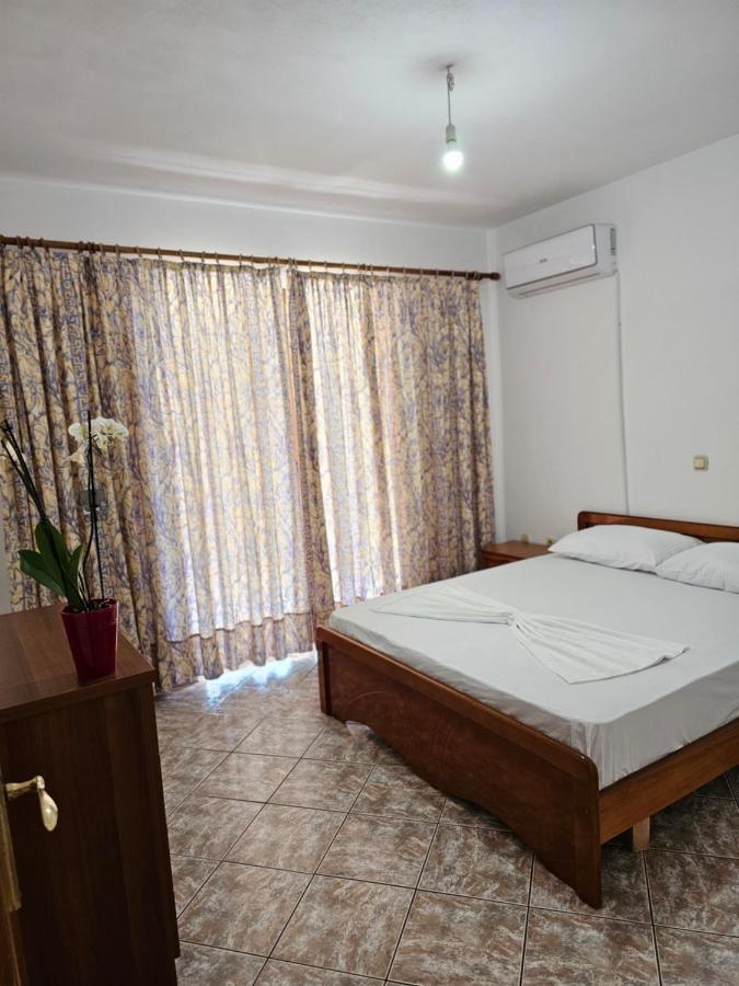 סרנדה Alex Apartments מראה חיצוני תמונה