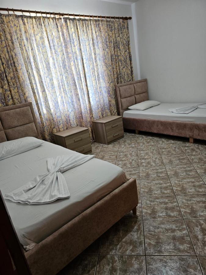 סרנדה Alex Apartments מראה חיצוני תמונה