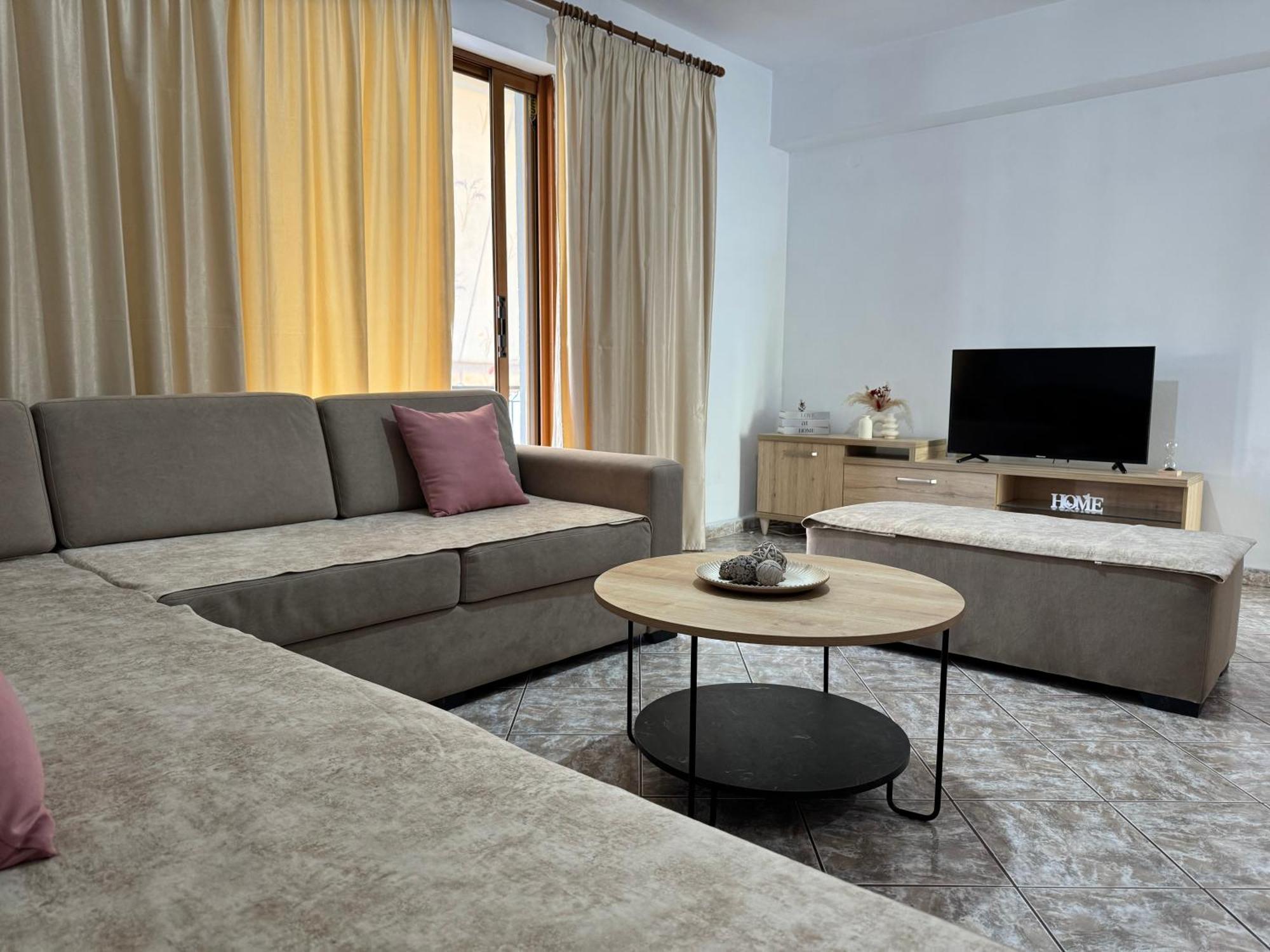 סרנדה Alex Apartments מראה חיצוני תמונה